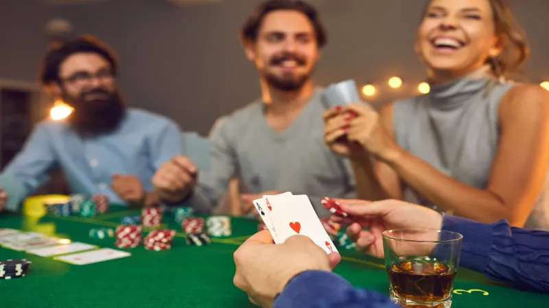 Detailed instructions for playing 18JL online Poker for beginners